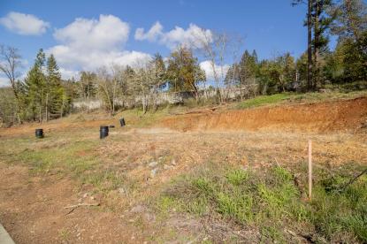 Land Listing - Cave Junction, OR - Thumb